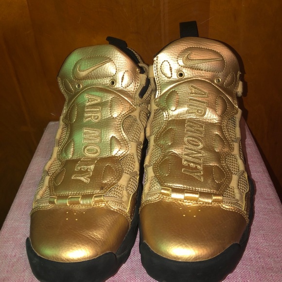 air more money metallic gold